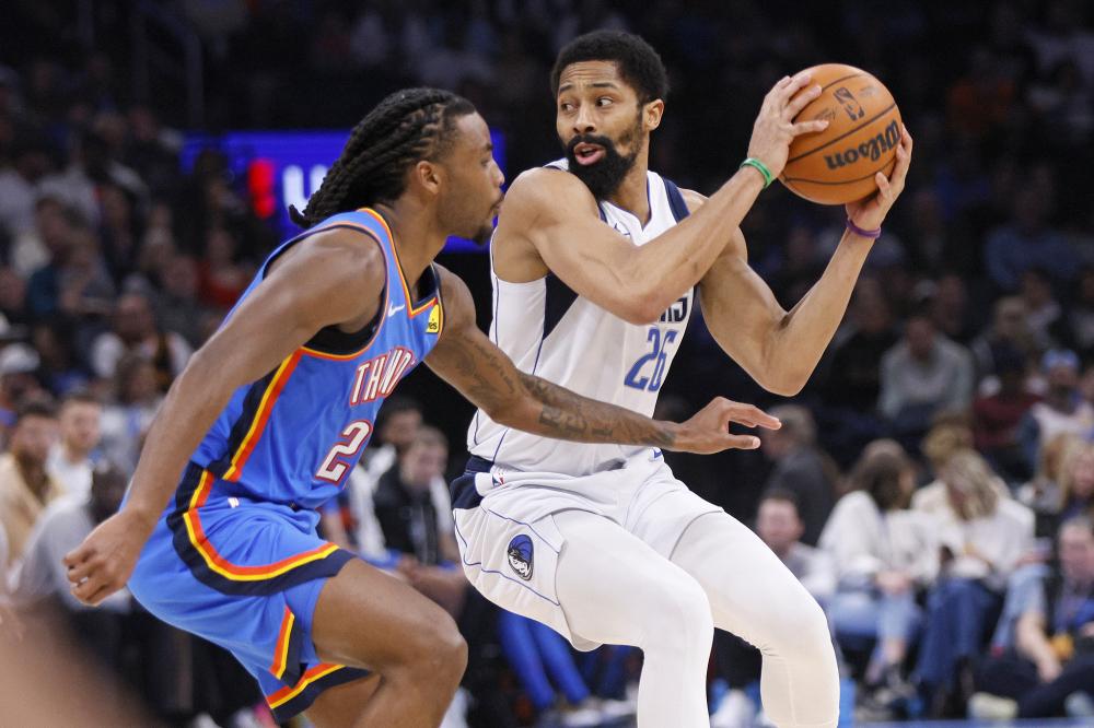 陷入困境 陷入困境